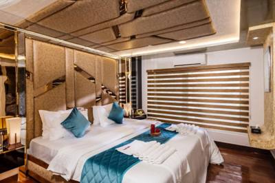 Royal Palace 6 — Alleppey premium & luxury houseboat